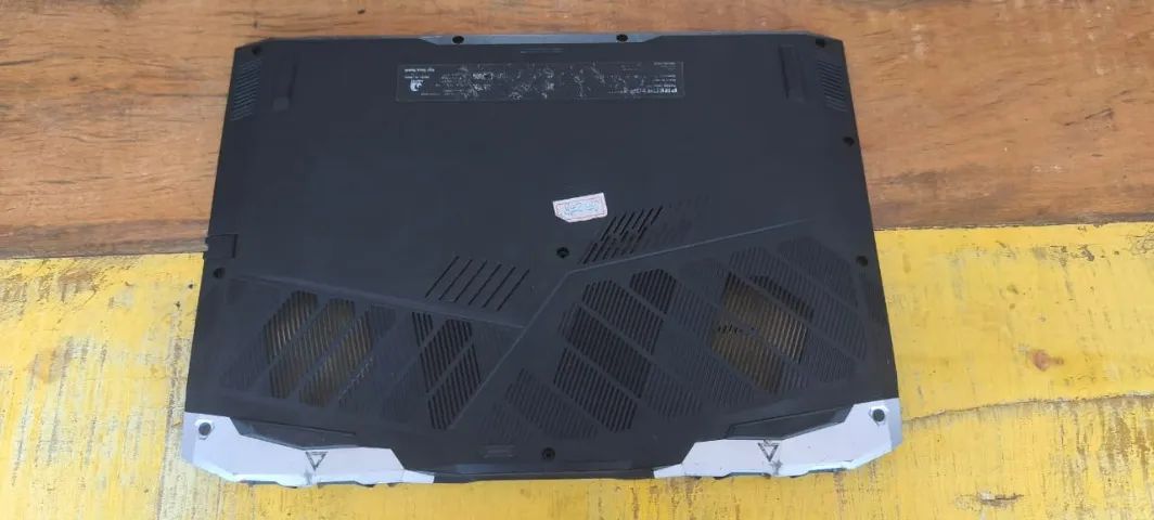 CHSSIS BASE INFERIOR ACER PREDATOR HELIOS 300 PH315 53 - Foto 2