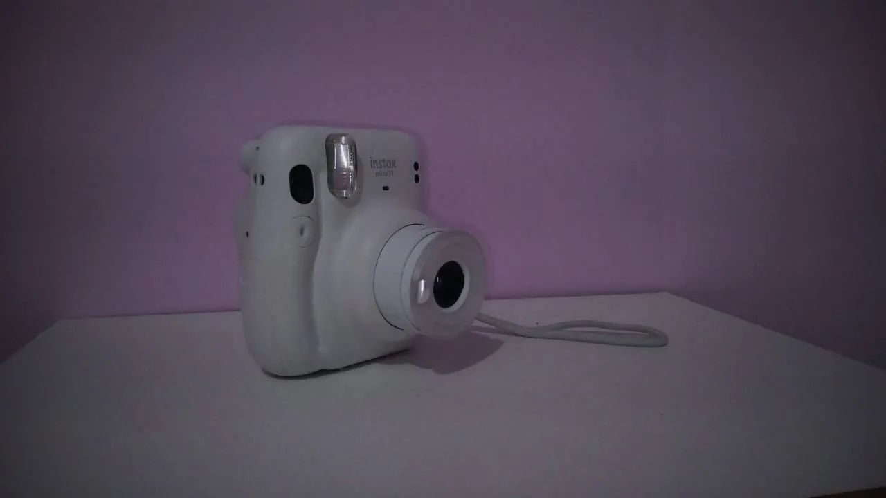 Câmera Instax Mini 11 (branca)  - Foto 2