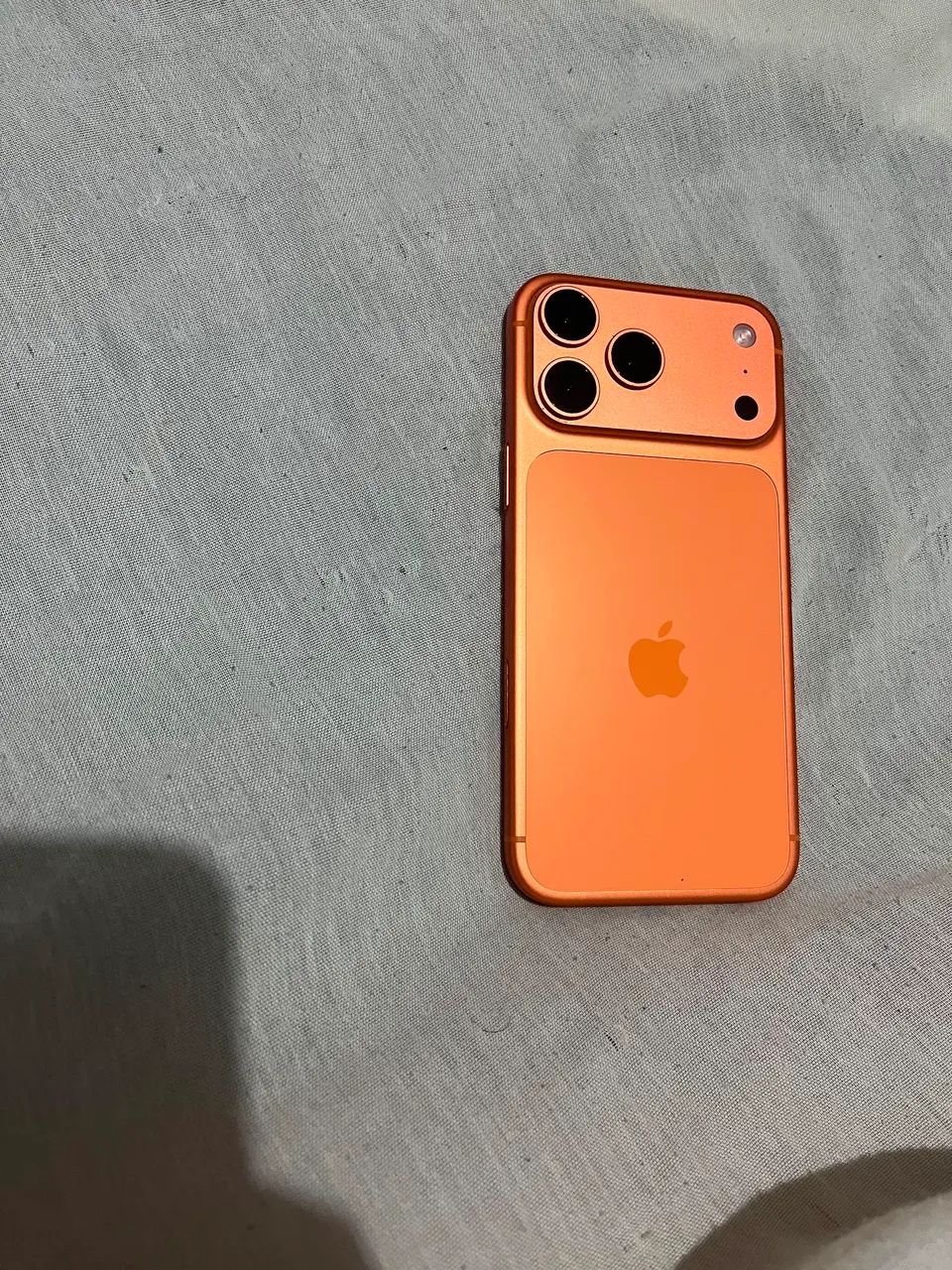 iPhone 17 pro Max semi-novo - Foto 2