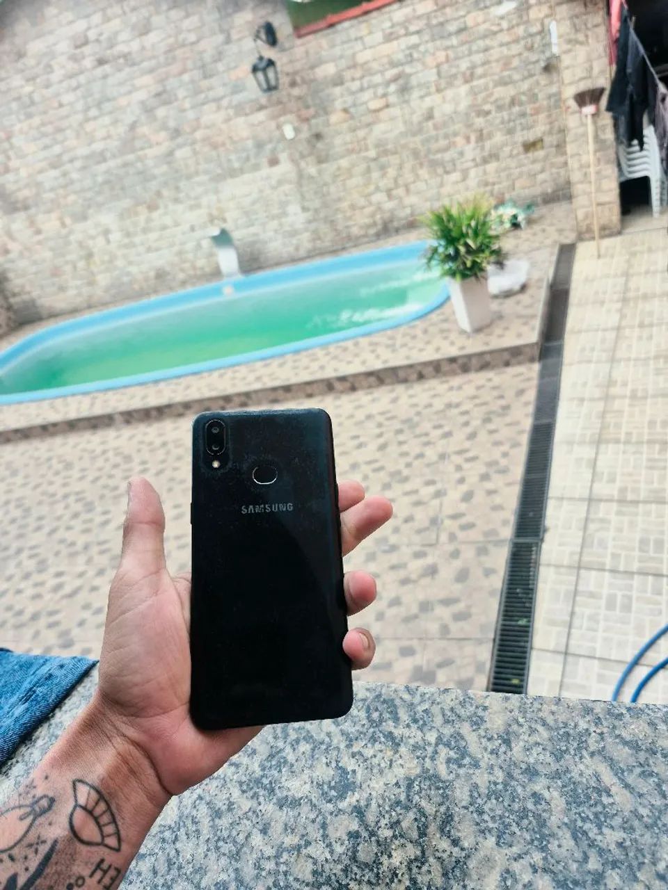 Samsung A10 - Foto 2