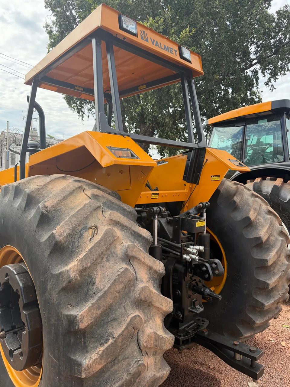Trator Valmet 1580 - Foto 3