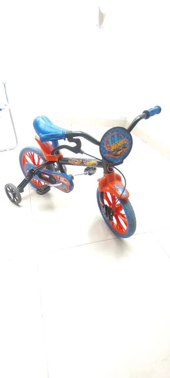 Bicicleta infantil Hot wheels - Foto 4