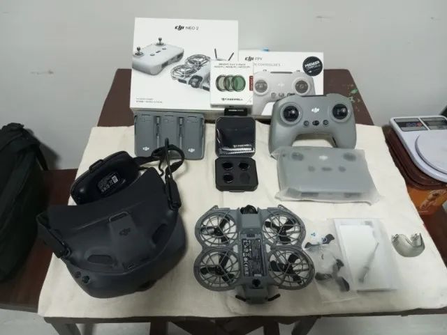 DJI NEO 2 COMPLETO + GOOGLES N3 + DJI FPV Remote Controller 3  - Foto 2