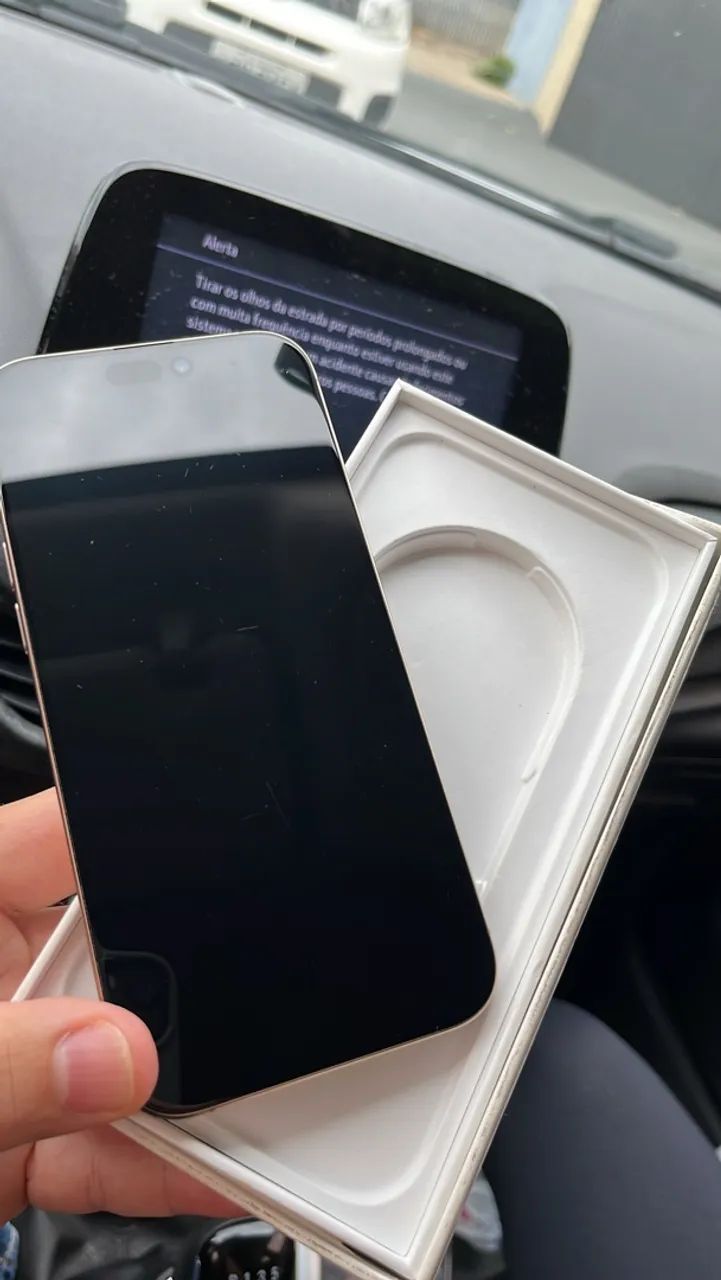 Vendo iPhone 16 Pro Max 256  - Foto 5
