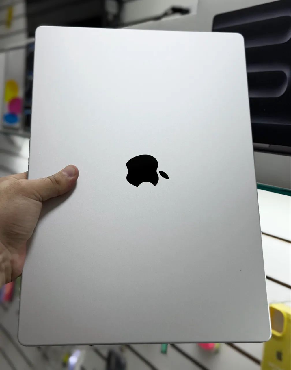 Macbook pro 16 polegadas chip m2 pro 16gb / 1tb LOJA FÍSICA bateria 86% ( 16 / 1 tb ) - Foto 3