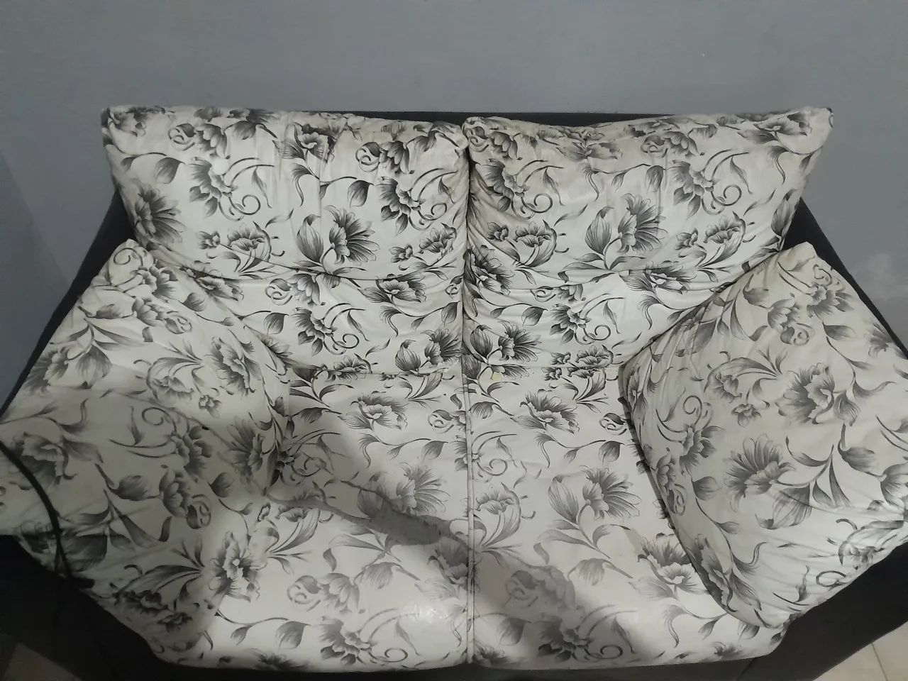 conjunto com 2 sofas usados - Foto 2