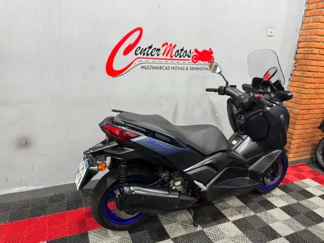 YAMAHA XMAX 250 ABS CONNECTED - Foto 2