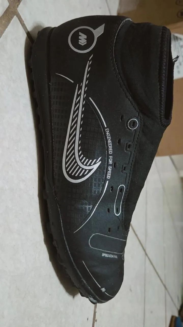 CHUTEIRA NIKE OG NUMERO 40 - Foto 4