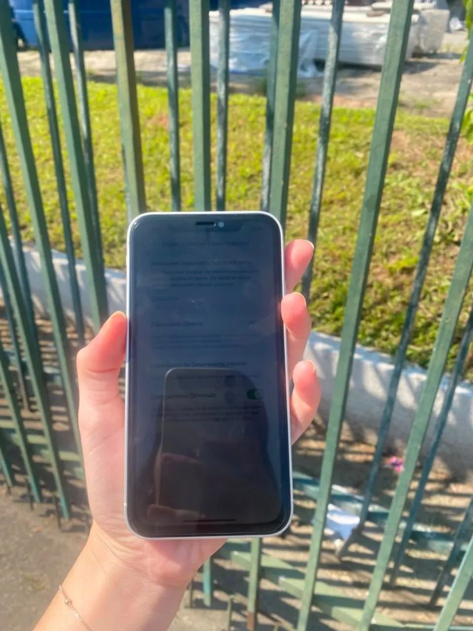Iphone XR sabor 17 pro Max na carcaça  - Foto 4