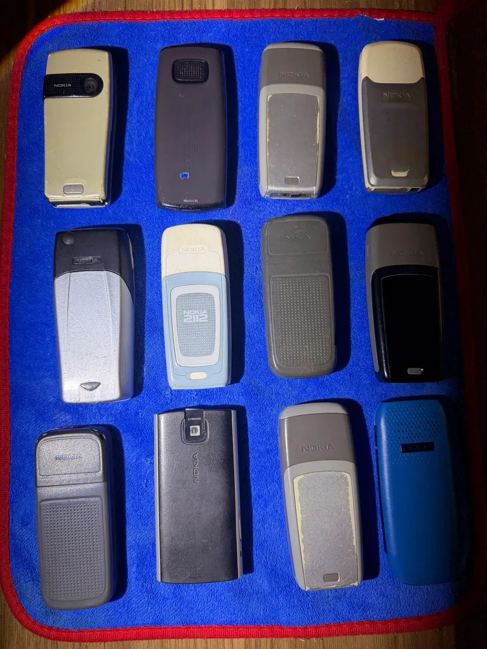 Lote celulares antigos para colecionar ou reparar! - Foto 2