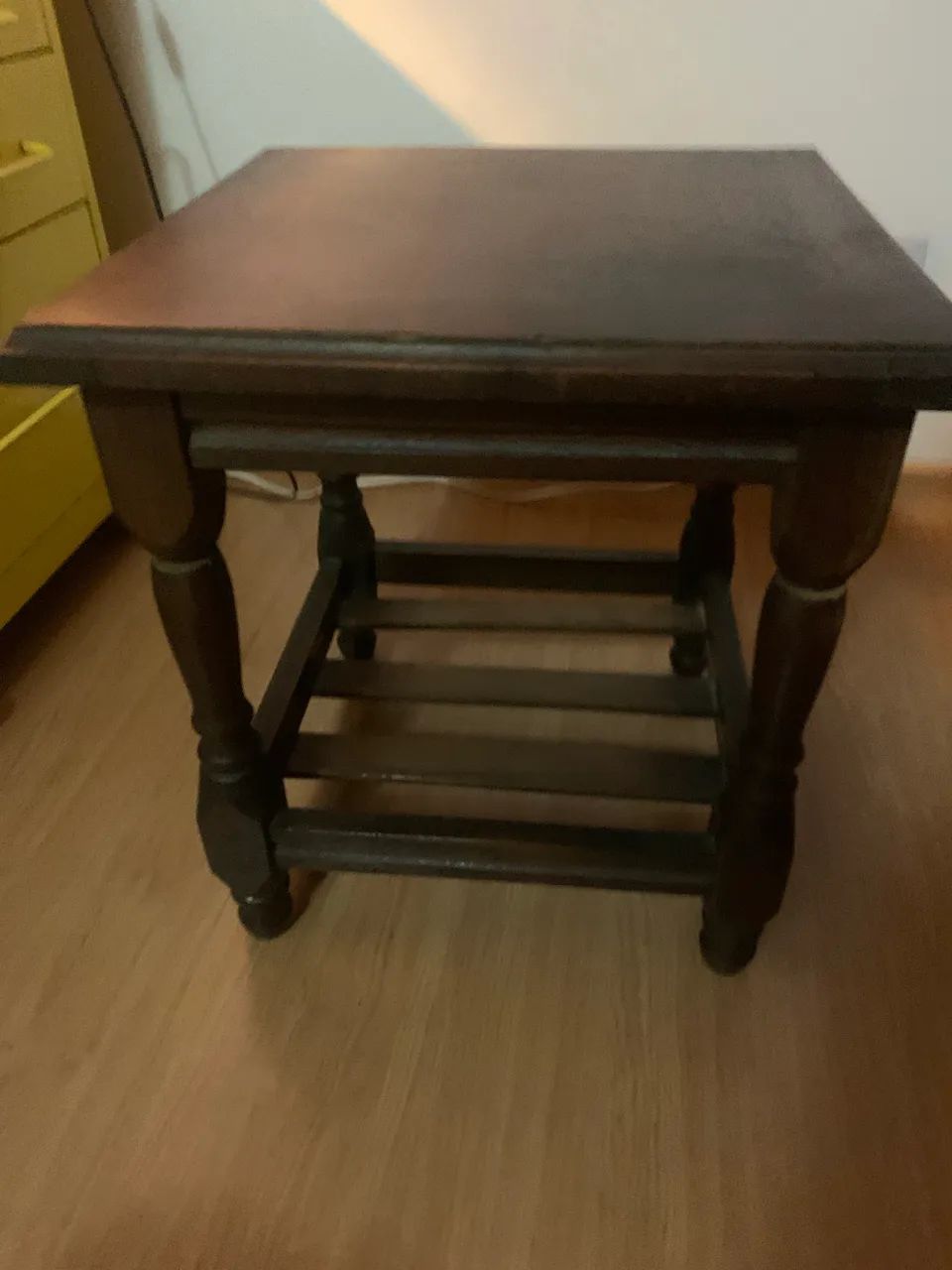 Mesinha de canto vintage. Só 99,00.  - Foto 3