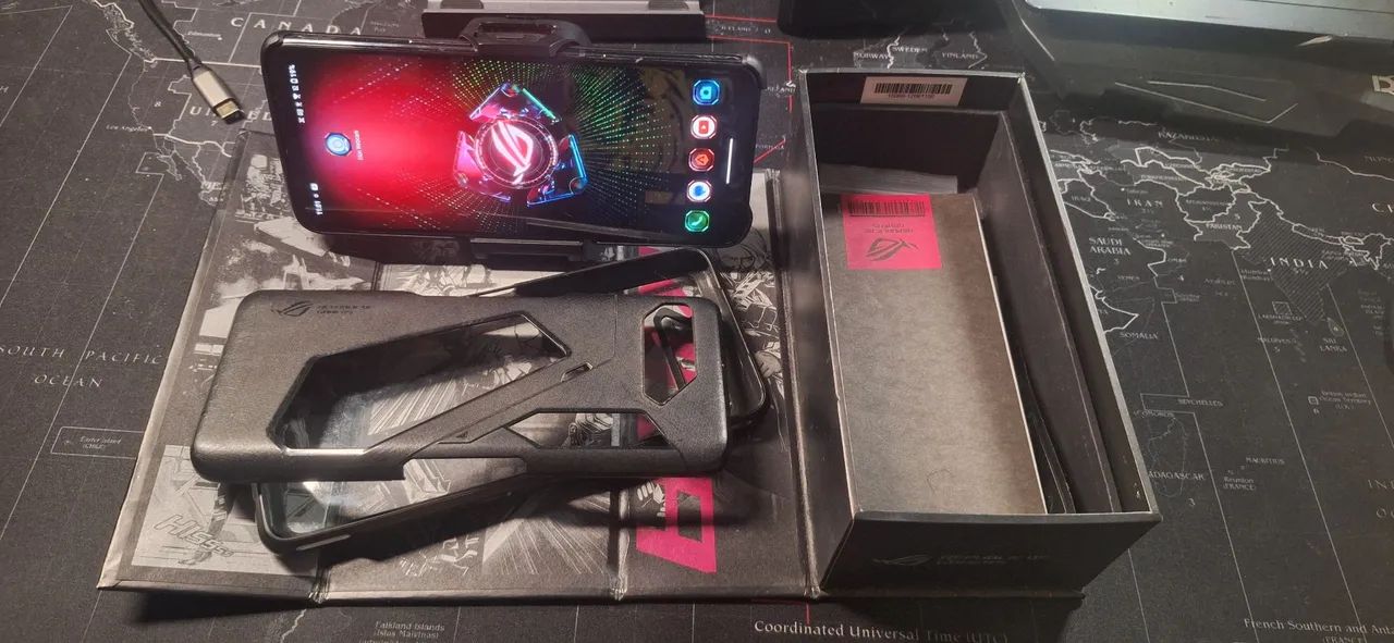 ROG Phone 5S 128GB + Cooler AeroActive 6 Branco + 3 Capinhas + Caixa Completa - Foto 4