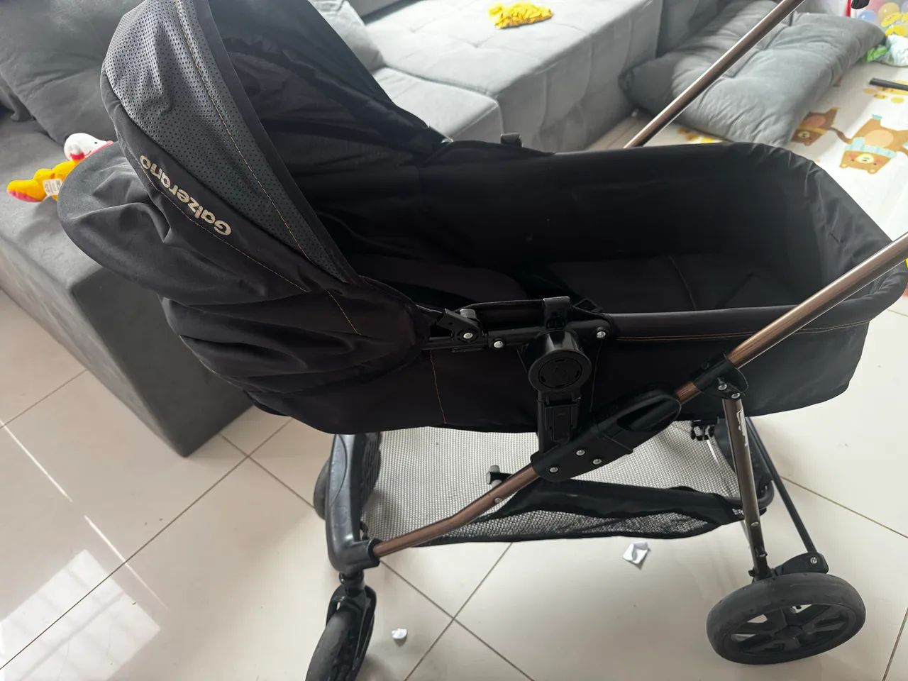 Carrinho e bebê conforto 