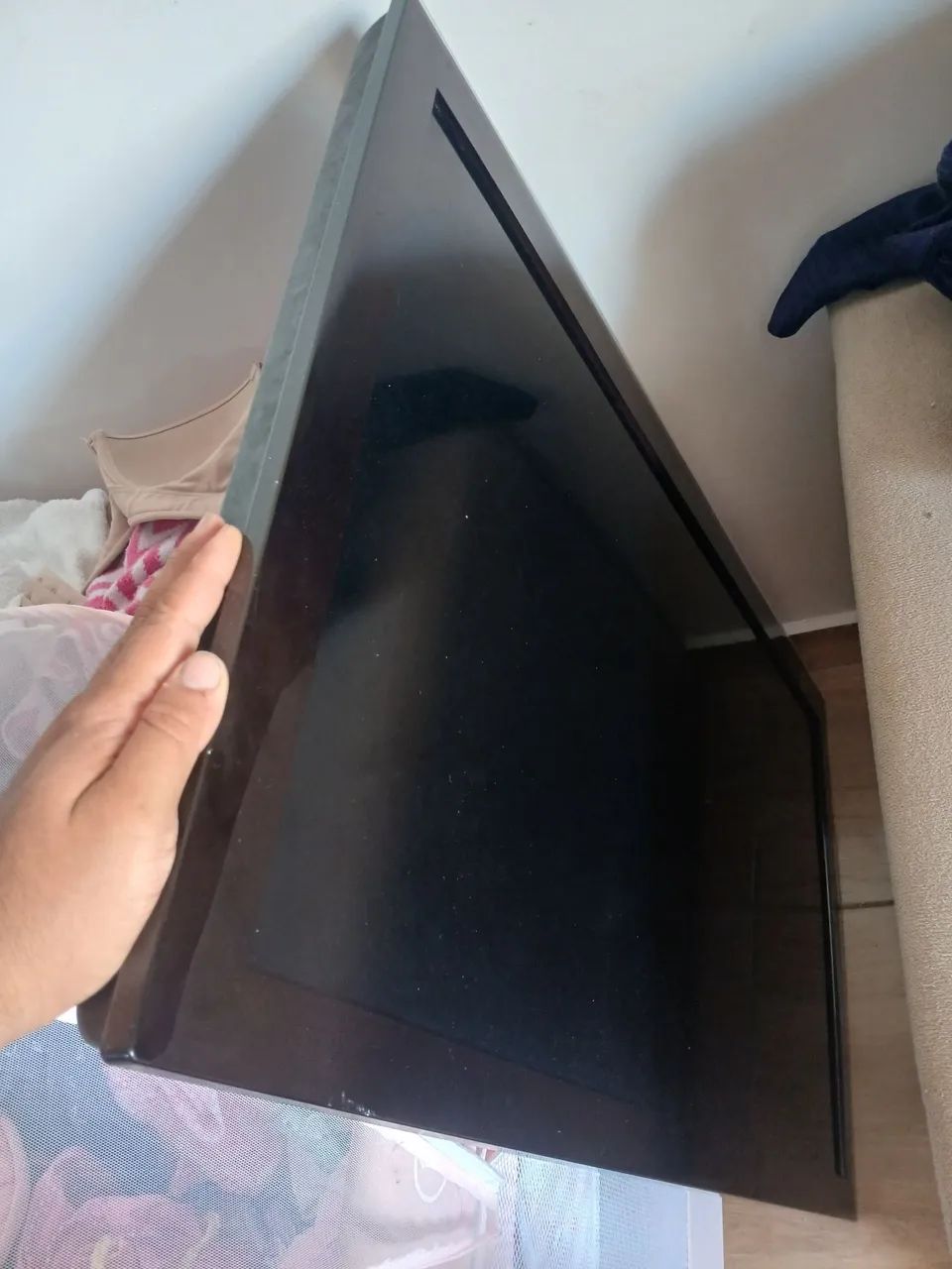 Tv a tela preta so sai audio