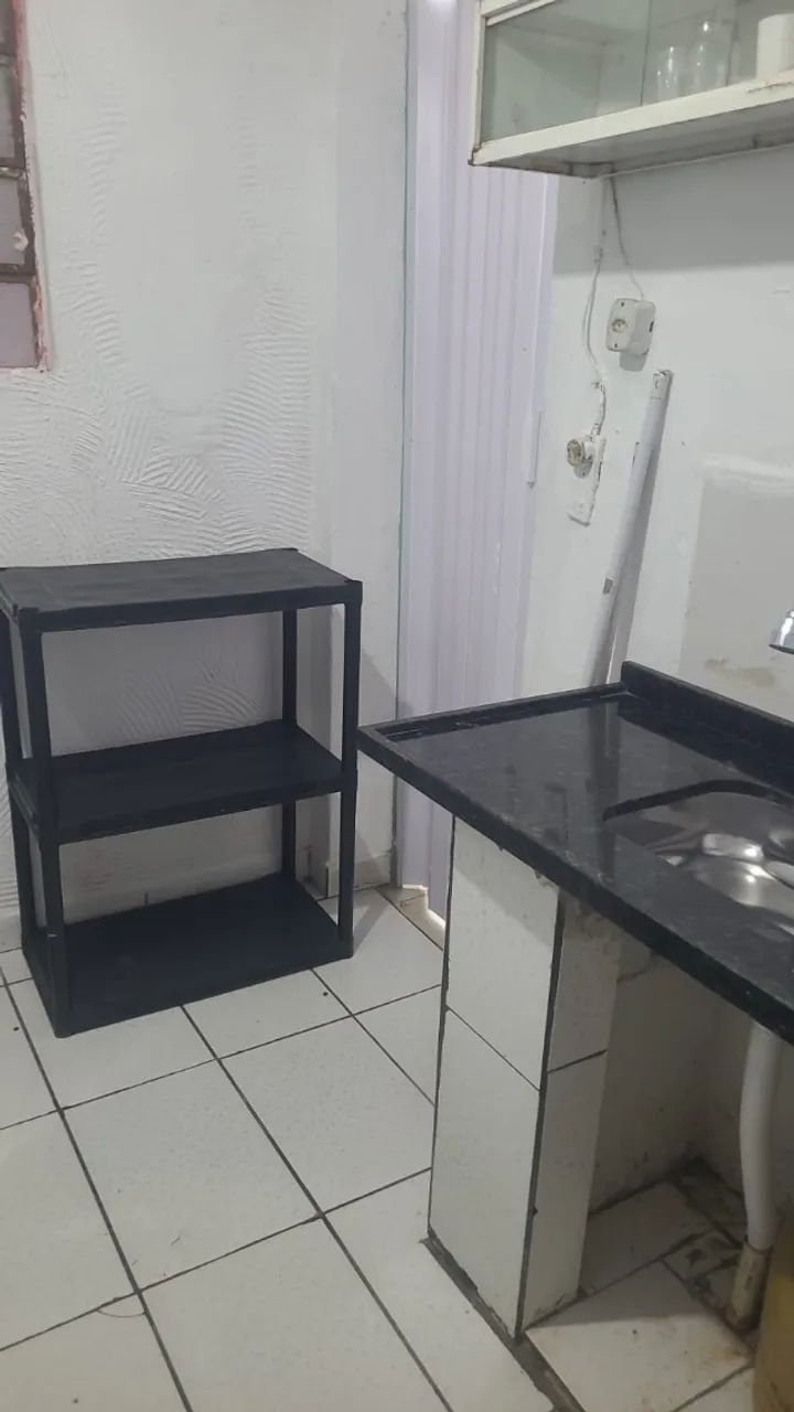 Kitnet mobiliada com água e luz incluso  - Foto 4