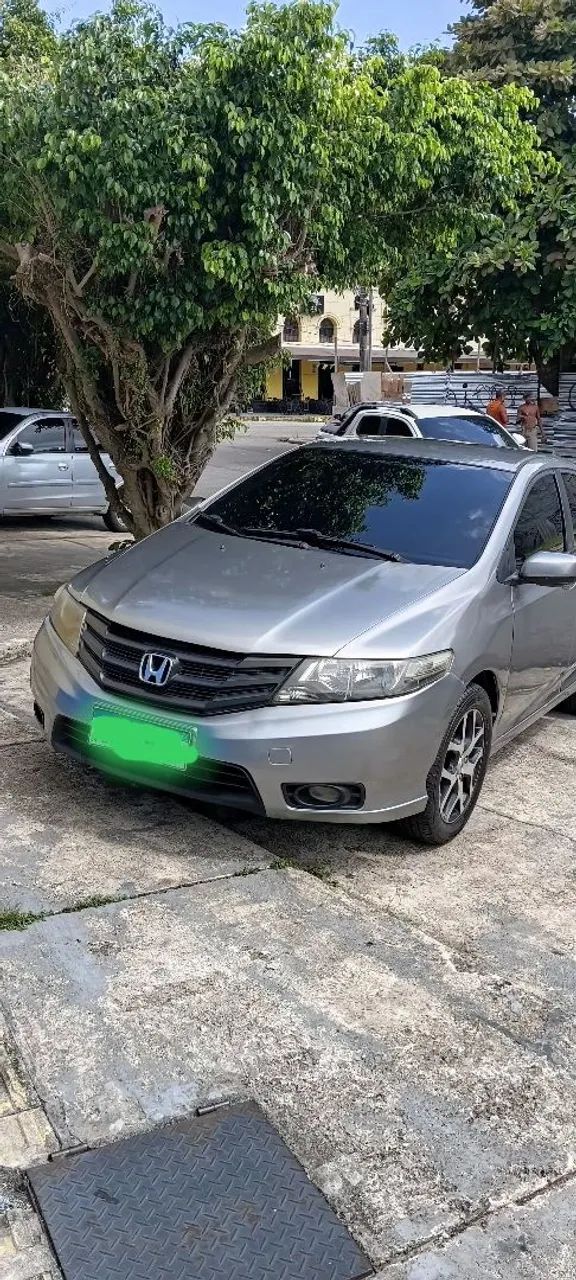 Honda City CITY Sedan SPORT 1.5 FLEX 16V 4p Mec. 2014