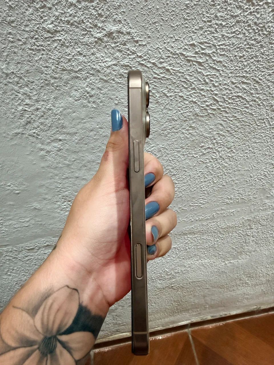 iPhone 16 pro max  - Foto 3