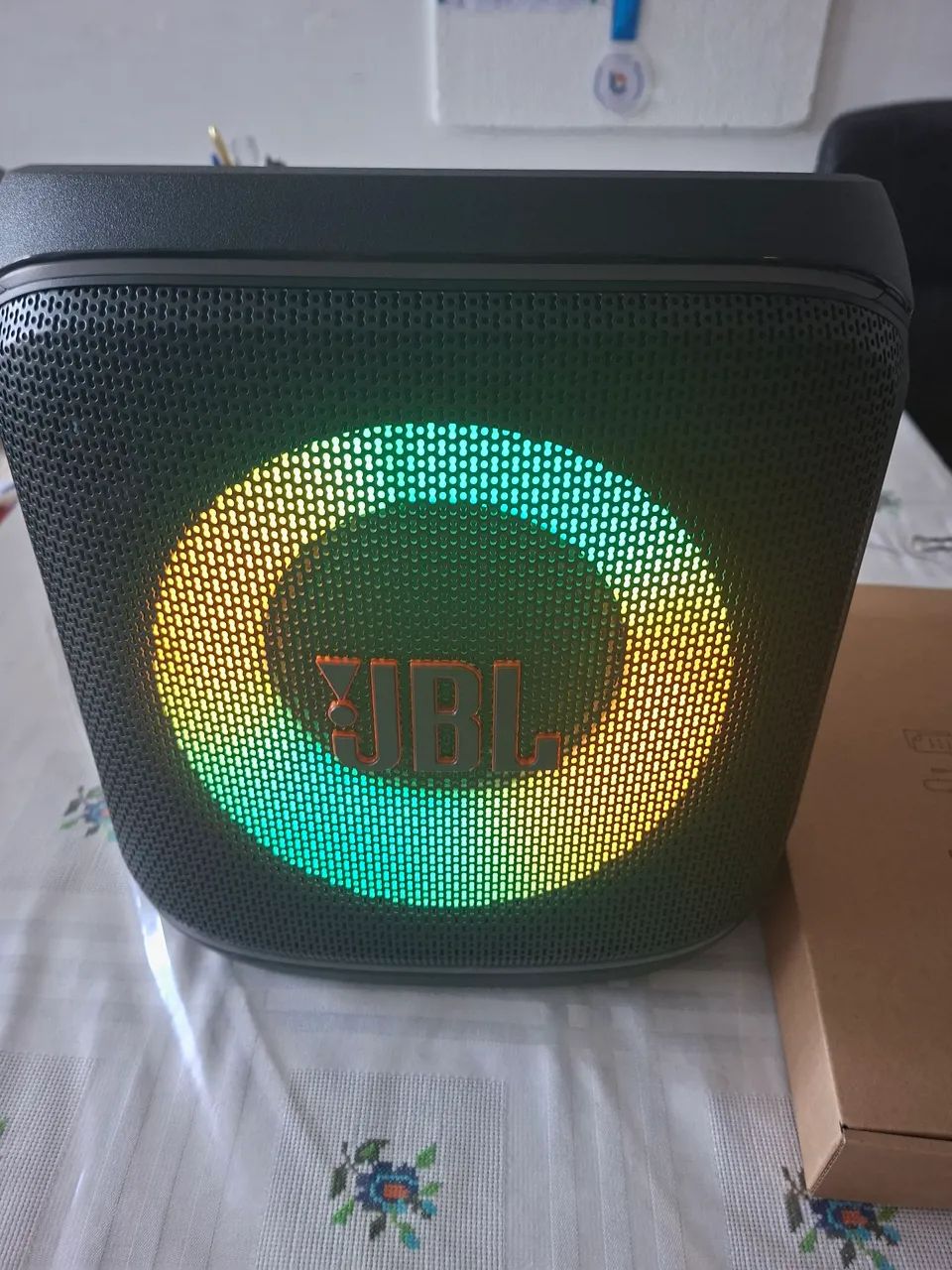 Jbl encore 2 com dois microfone zerinha nunca usada com nota fiscal e garantia  - Foto 6