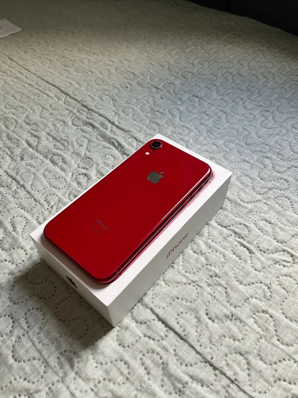 iPhone XR Vermelho 64GB com Caixa - Funcionando Perfeito