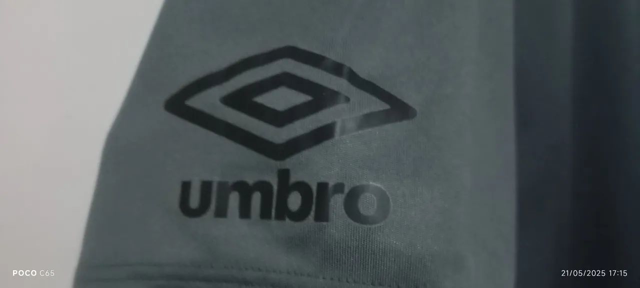 Camiseta UMBRO DRY - Foto 3