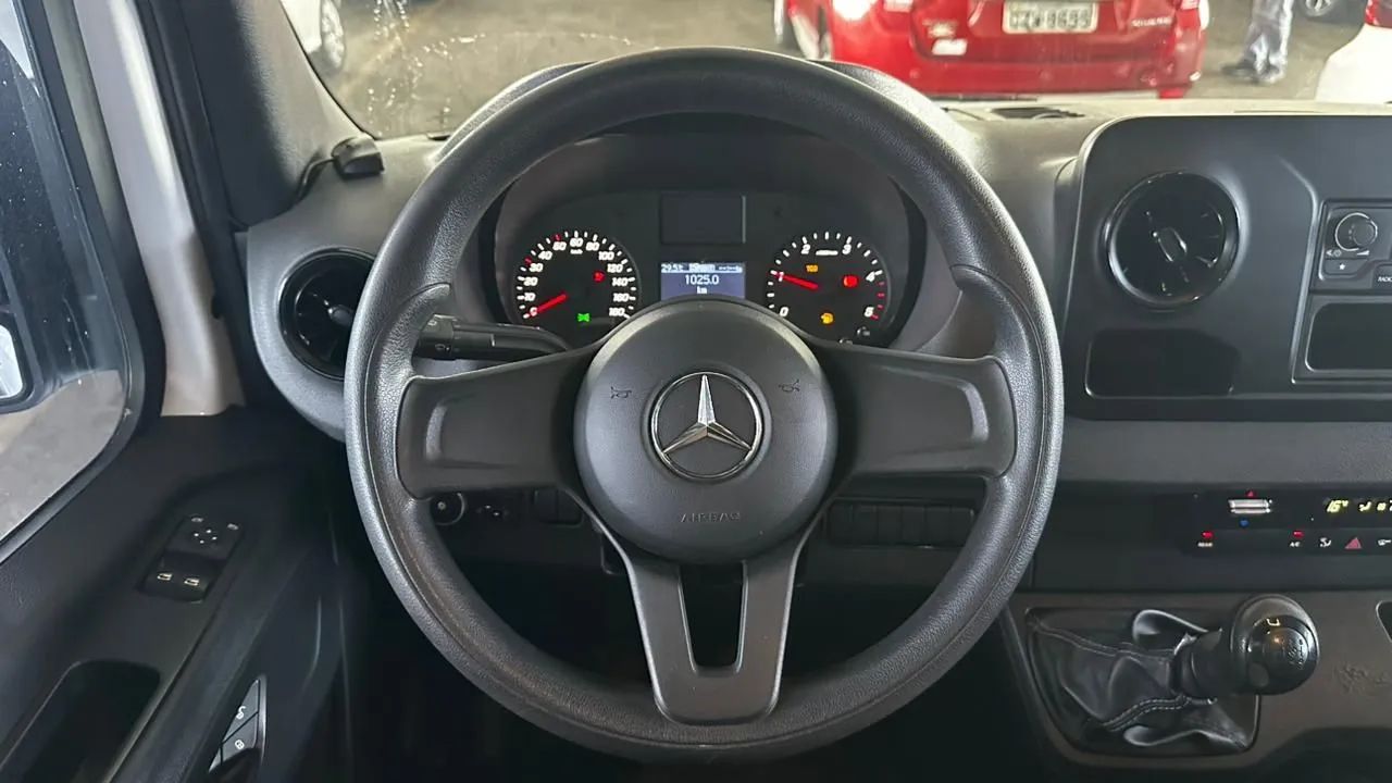?VENDO VAN 18 LUGARES SPRINTER ? - Foto 5