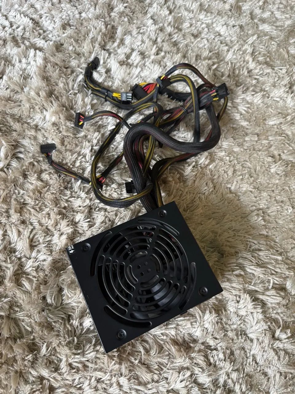 Fonte Corsair VS650, 80 Plus White - Foto 2