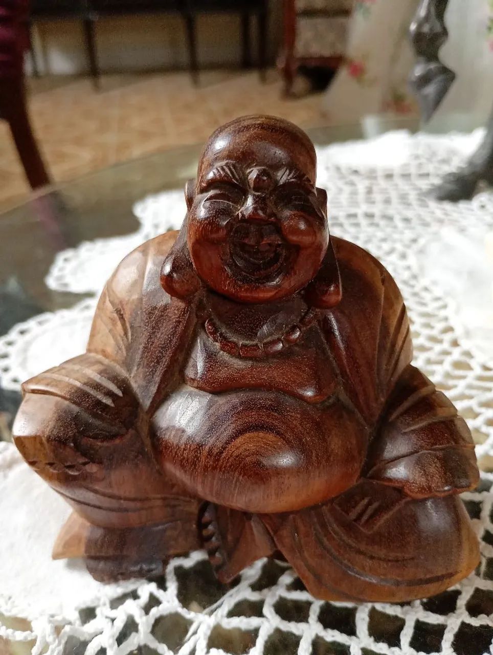 Buda em madeira