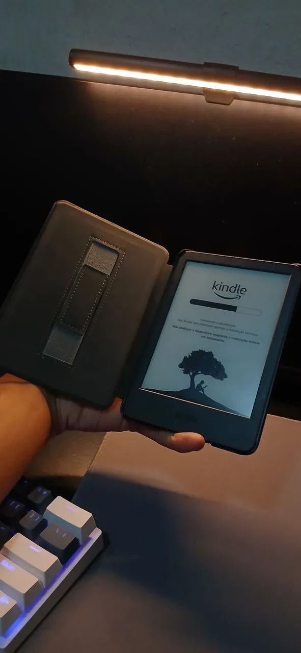 Kindle 11ª Geração 2024 16GB com Capinha - Foto 2