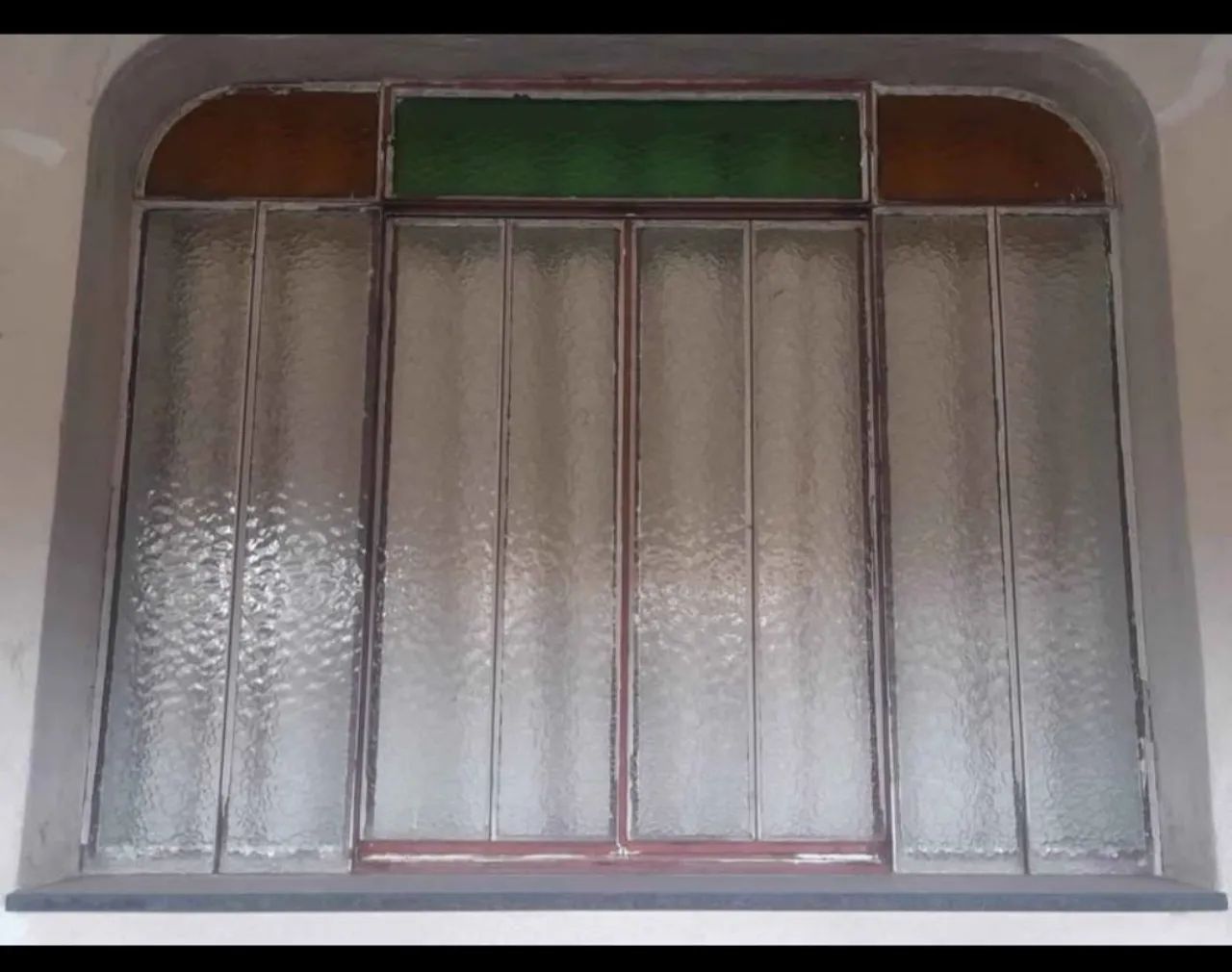 Window64962131797634120