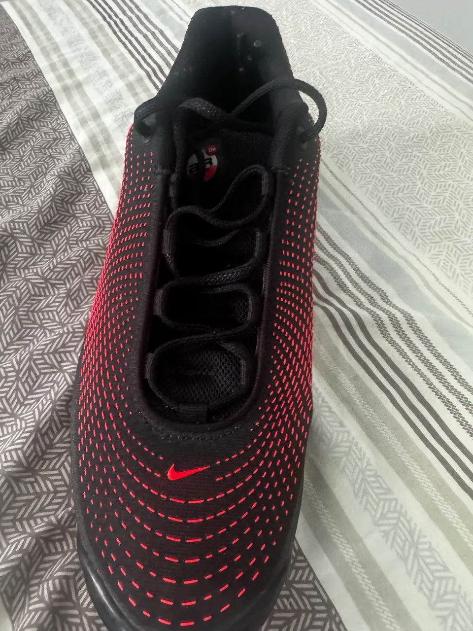 Tênis Nike Air max Dn vermelho e preto  - Foto 2