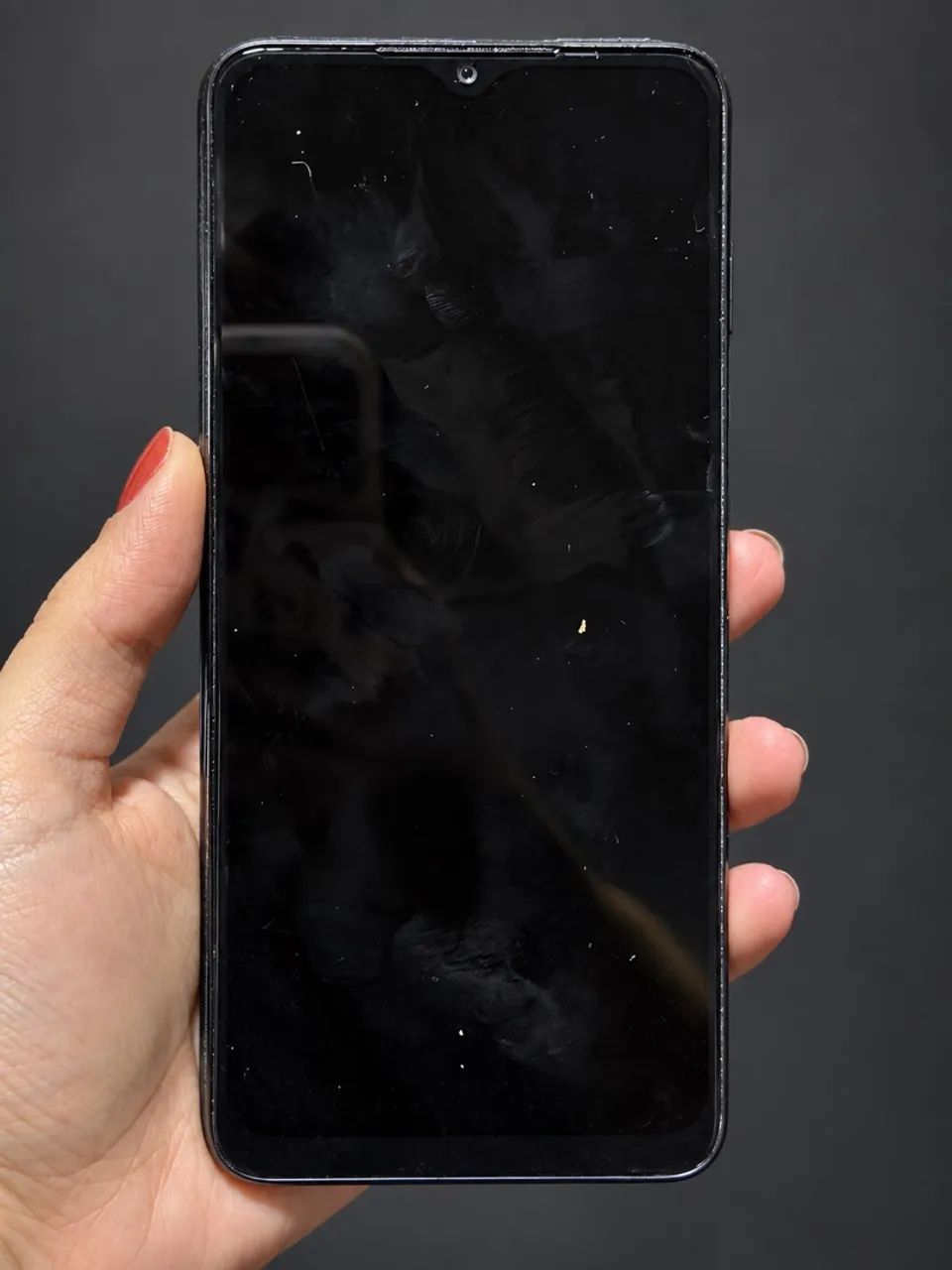 Vendo celular itel A70