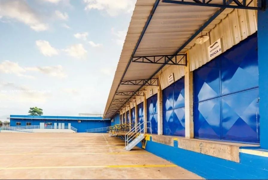 Galpão Logístico com HABÍTE-SE, são 4.200m² Pé Dir. 12 m, 8 Docas, 3.417 porta pallets, Gu - Foto 2