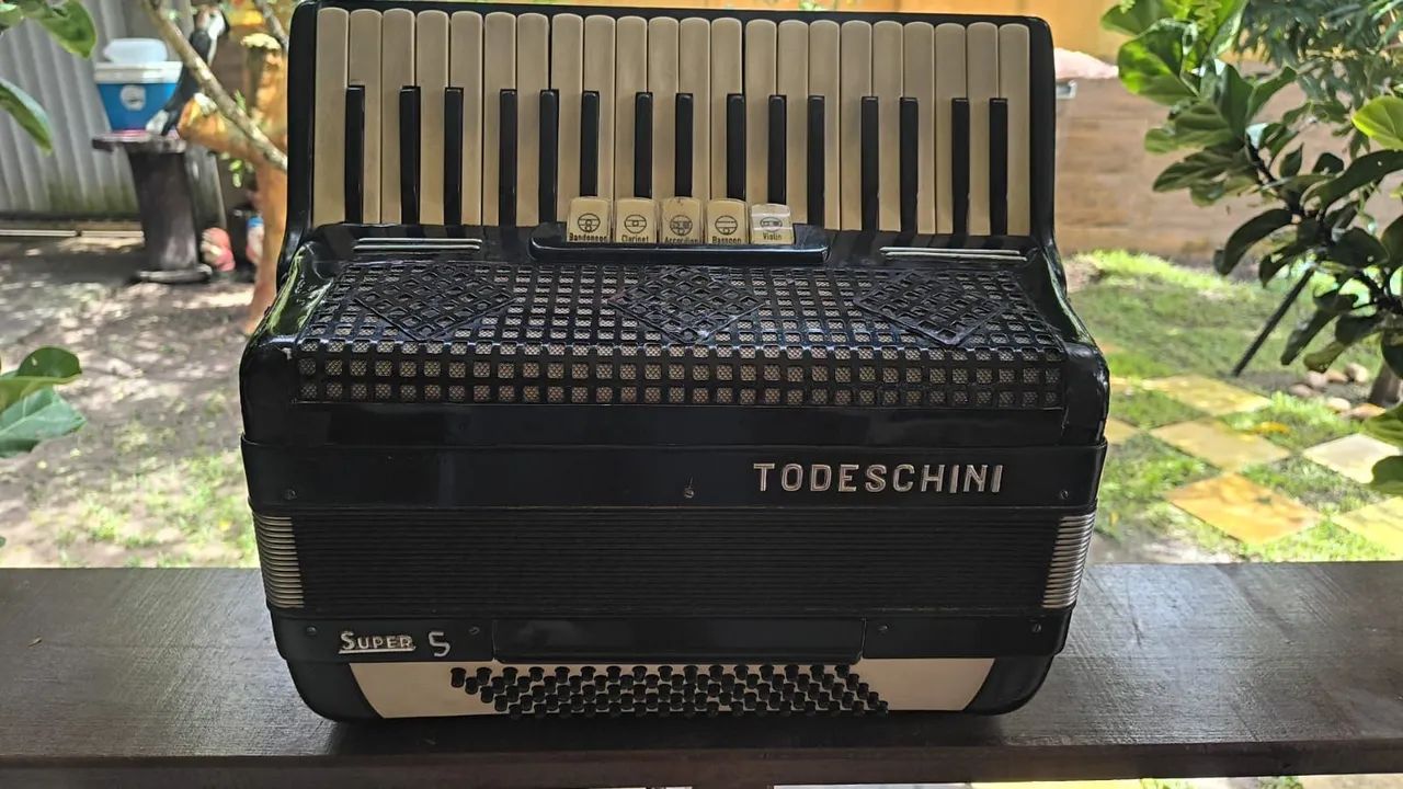 ACORDEON TODESCHINI 80 BAIXOS SUPER 5 - Foto 3
