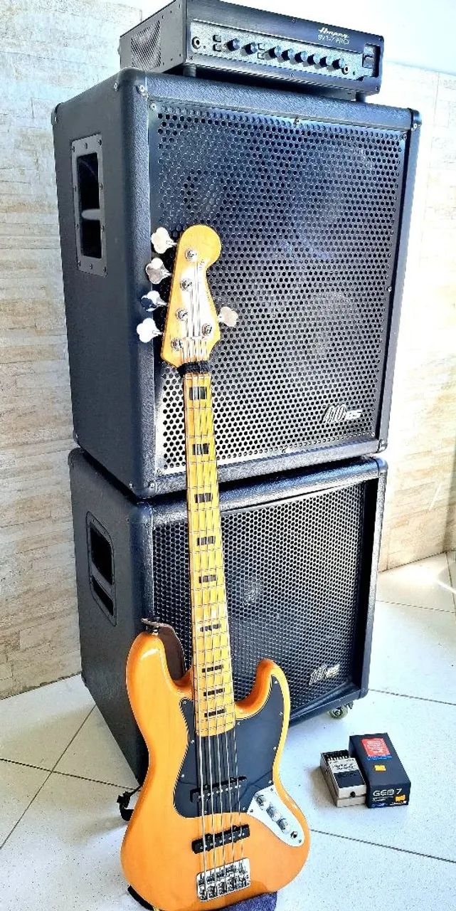 Amplificador AMPEG SVT7 PRO + Caixas+contra baixo + pedaleira BOSS - Foto 4