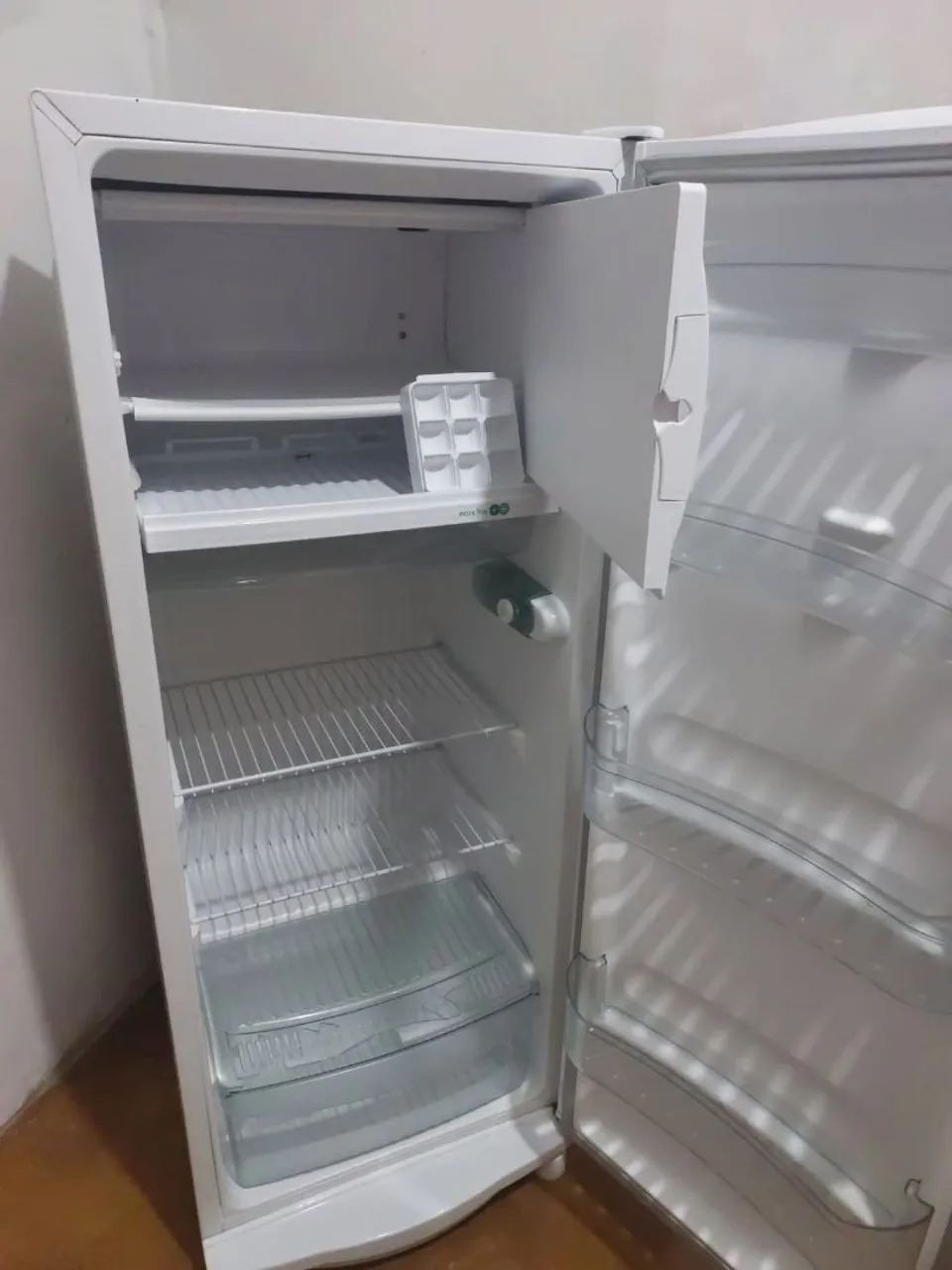 Geladeira Consul - 240 L - Foto 5