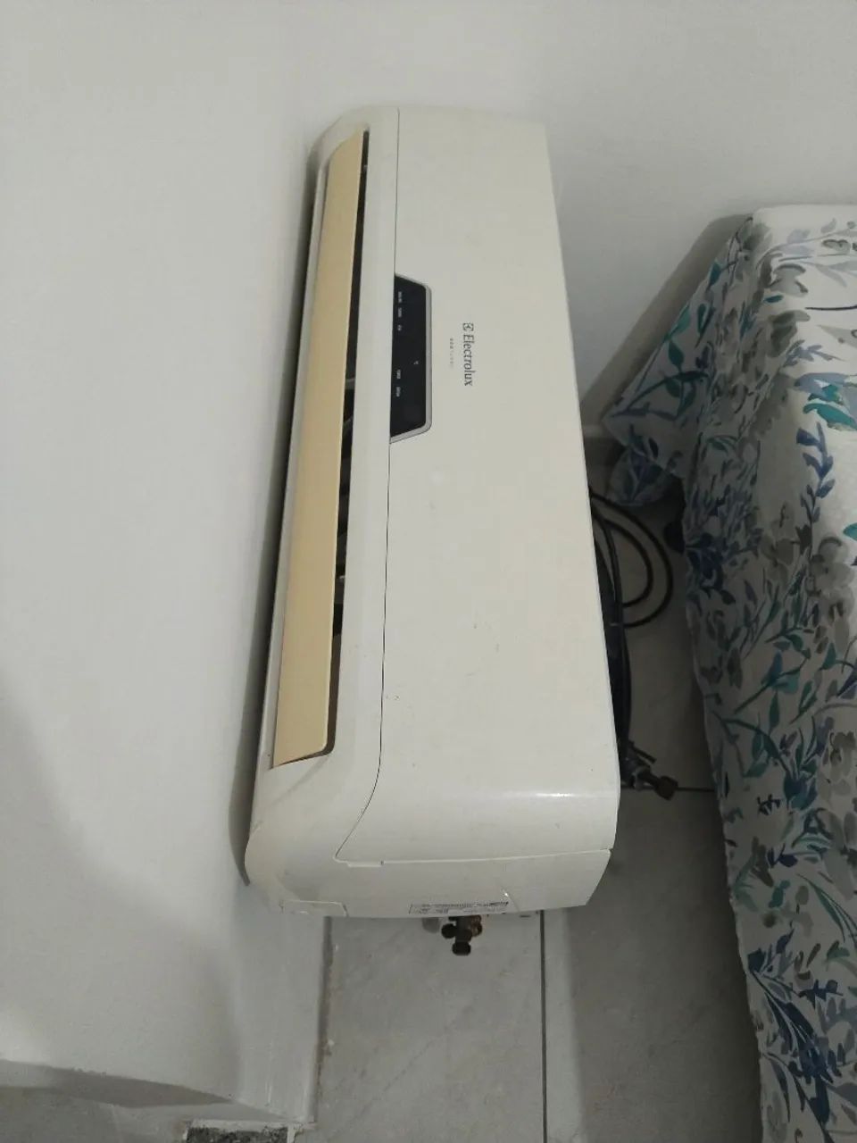 Vendo Ar condicionado Eletrolux 12 mil BTUs  - Foto 3