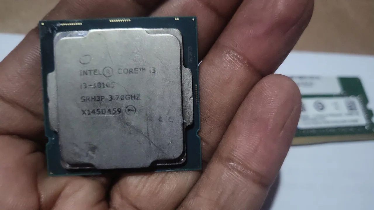 Kit i3 10105 + 8 gigas ddr4 e fonte 