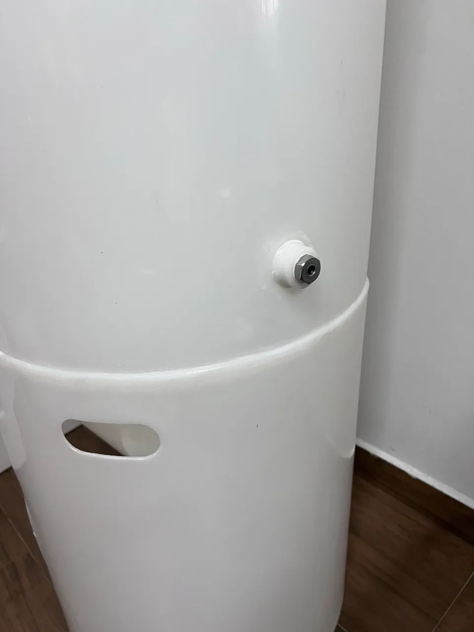 Fermentador Cônico Indupropil 150 litros com Base  - Foto 5