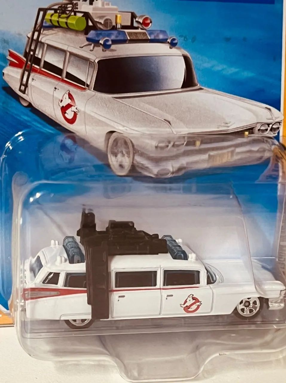 Hot Wheels Premium Ghostbusters Ecto-1 CAÇA-FANTASMAS 1:64 - Foto 2