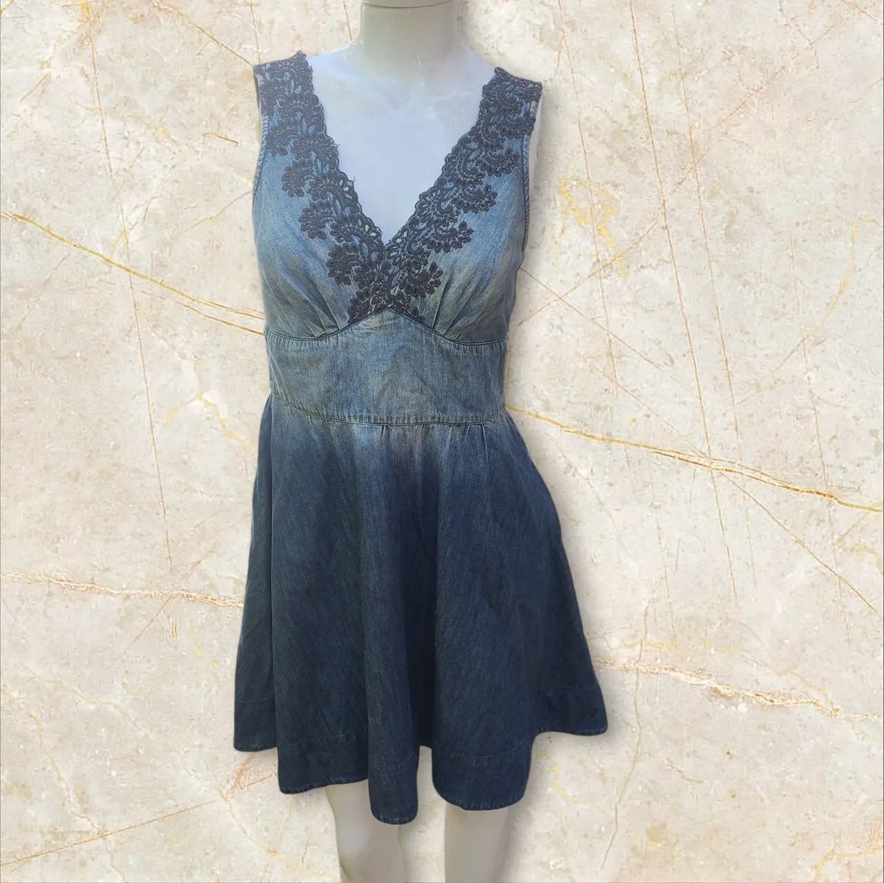 Vestido jeans bordado