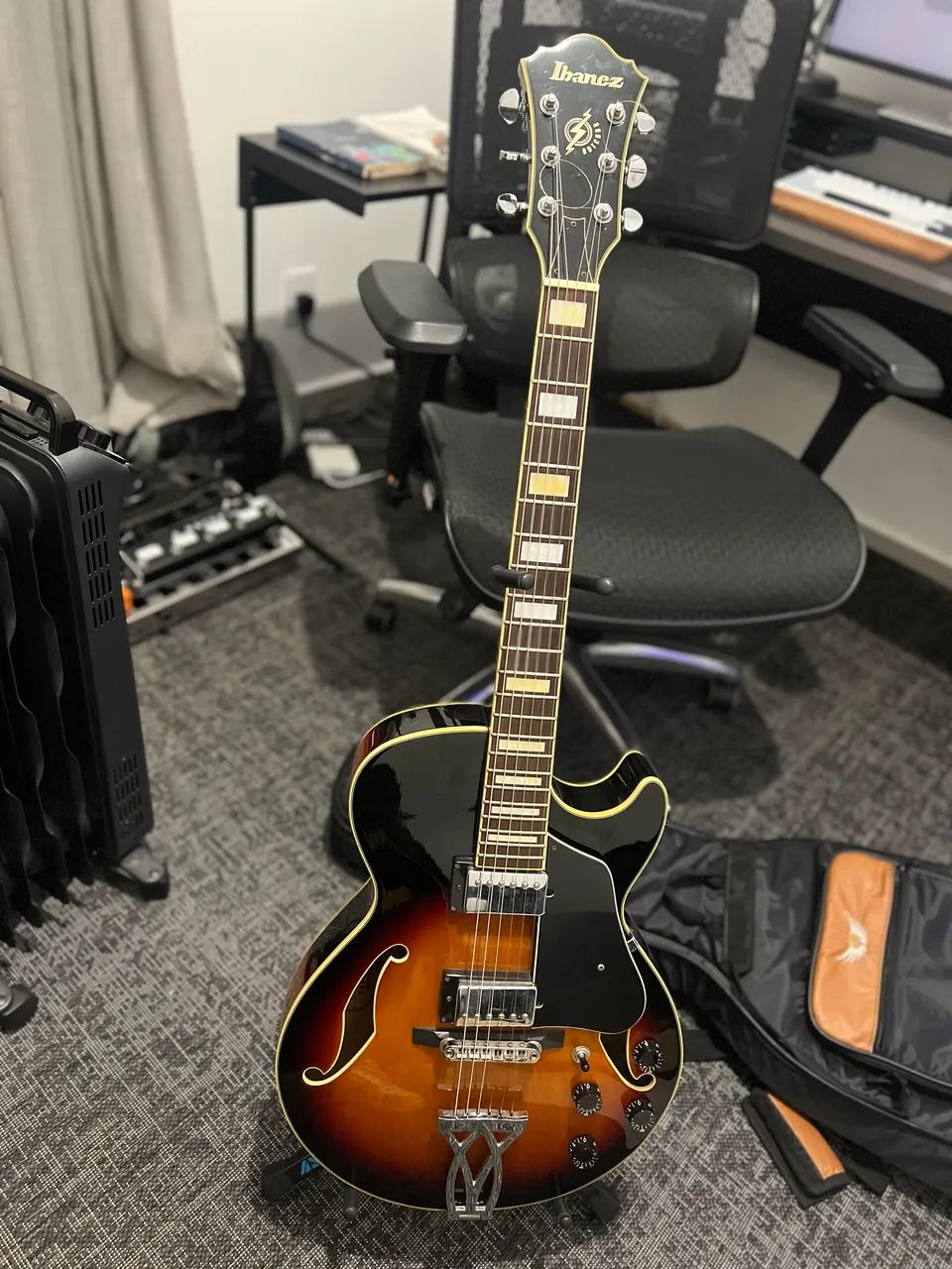 Guitarra Ibanez AG75 Semi-Acustica + Bag