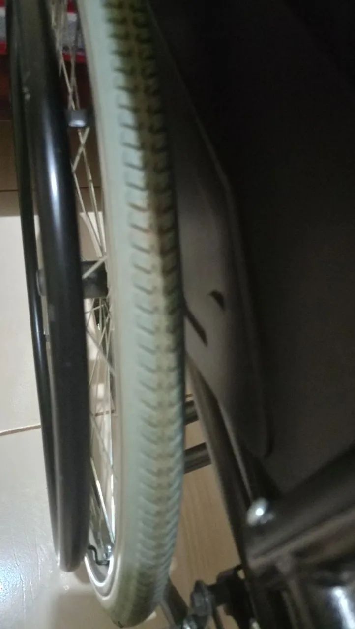 Cadeira de rodas  - Foto 4