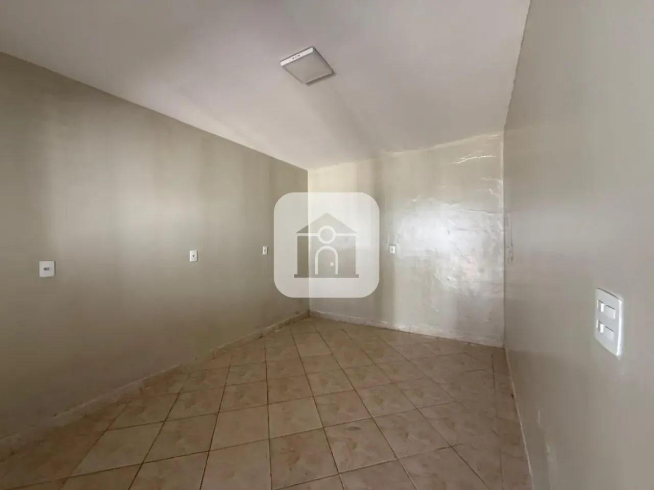 Casa para locação no bairro Granada - Foto 4
