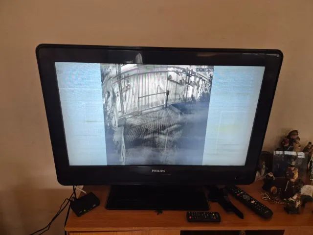Vendo televisão Philips LCD 32 polegadas