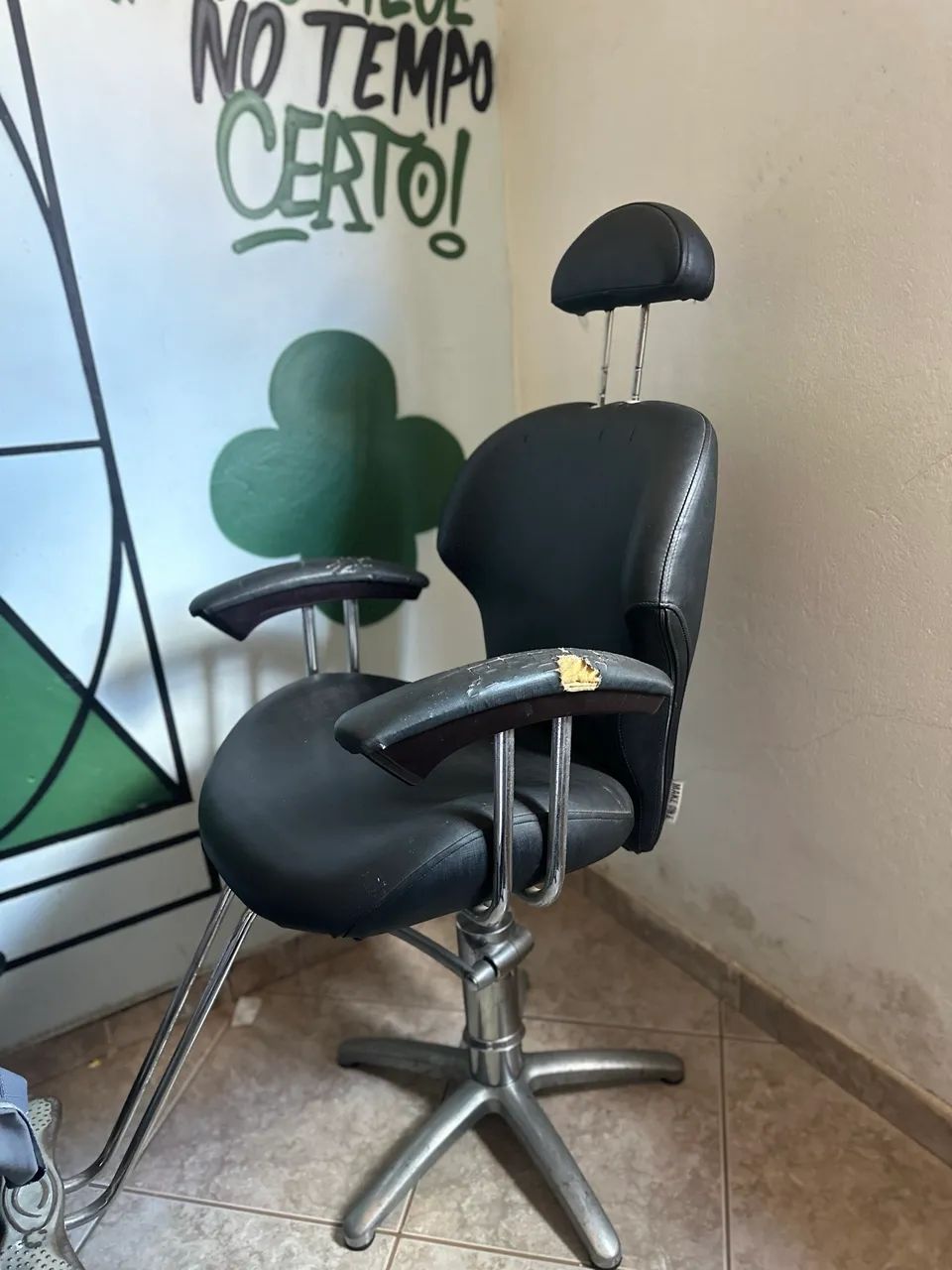 Cadeira reclinável e hidráulica, tudo funcionando . - Foto 2