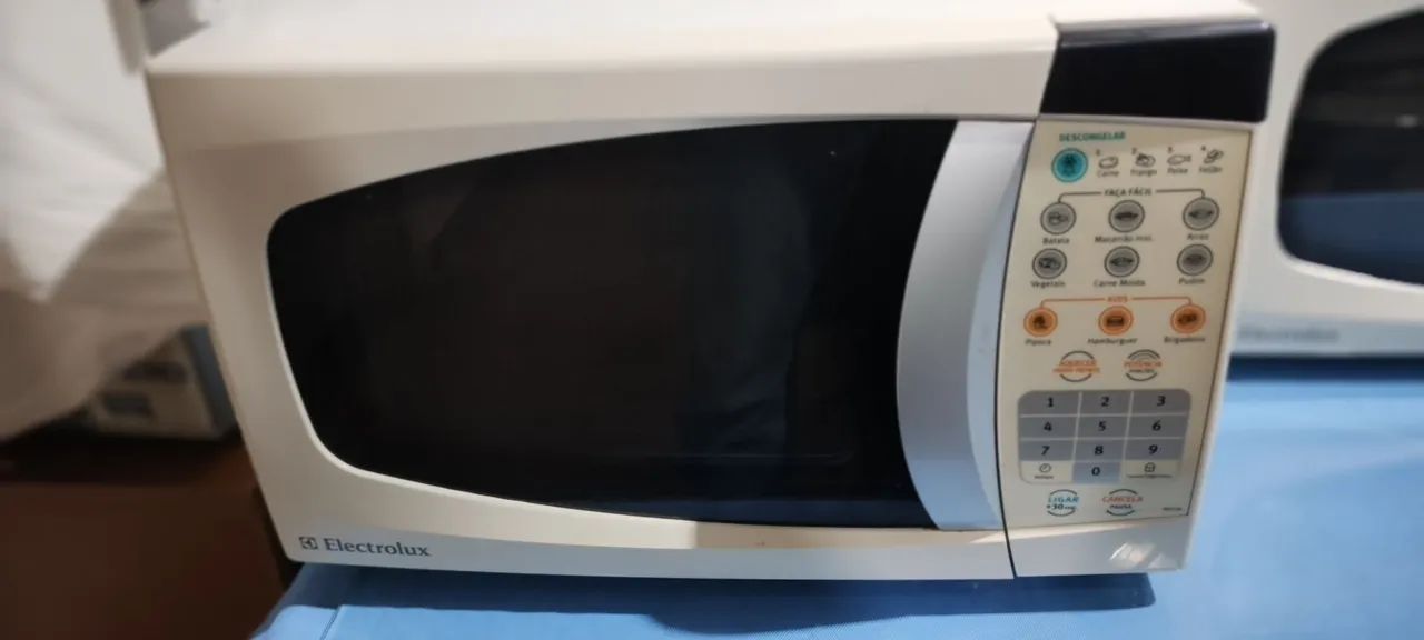 Microondas Electrolux 18-Litros Usado - Foto 2