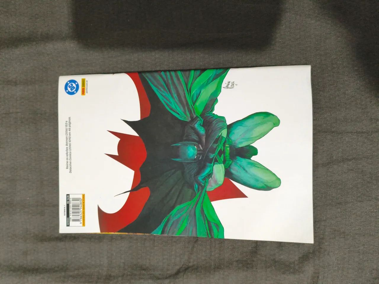 Livro Batman Panini [2016] - Foto 2