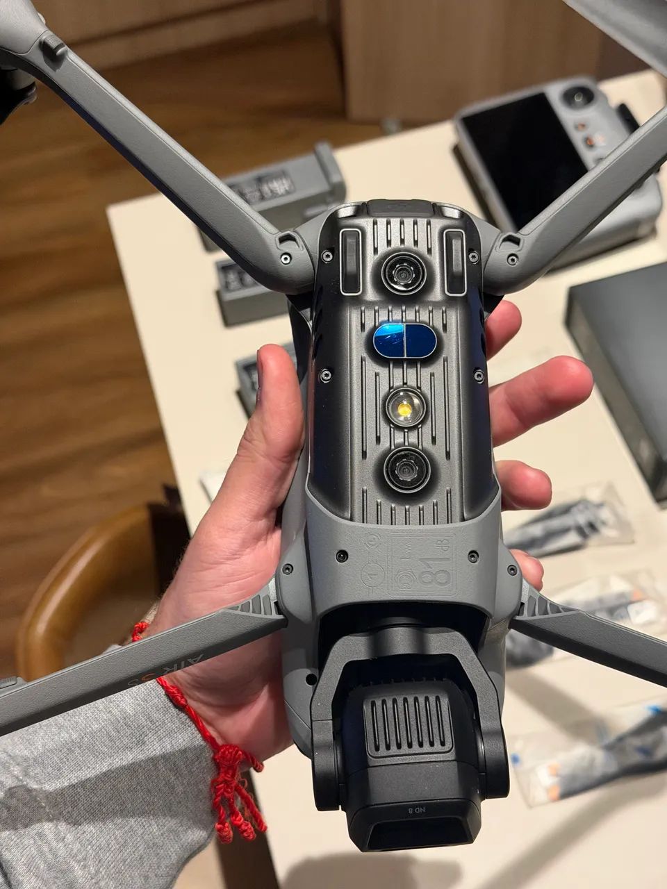 DJI AIR 3S COMBO FLYMORE (controle com tela) - Foto 2
