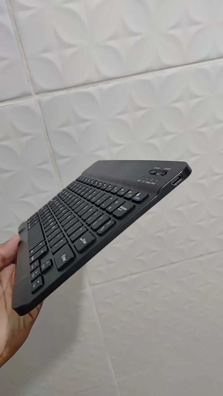 Teclado Bluetooth p/ Notebook celular tablet TV etc  - Foto 2