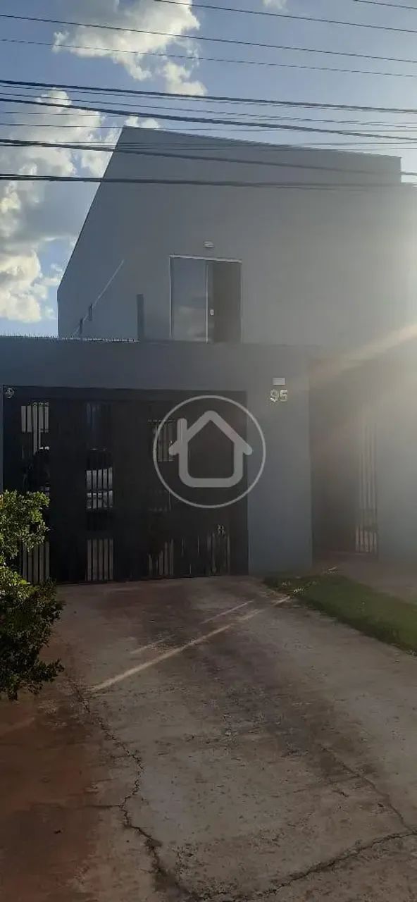 SOBRADO COM PISCINA - Foto 3